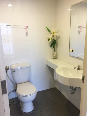 ให้เช่าคอนโด ลุมพินี ทาวน์ รามอินทรา-ลาดปลาเค้า 26 ตรม.เฟอร์ครบ มีเครื่องซักผ้า ใกล้เดอะแจ๊ส