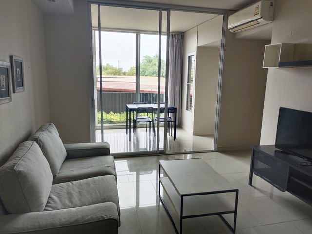 ให้เช่าคอนโดฟ้าโดม ตึก A 40 ตรม.ห้องมุมพิเศษ มีห้องเดียว เฟอร์ครบ เครื่องใช้ไฟฟ้าครบ ใกล้ ม.ธรรมศาสตร์รังสิต