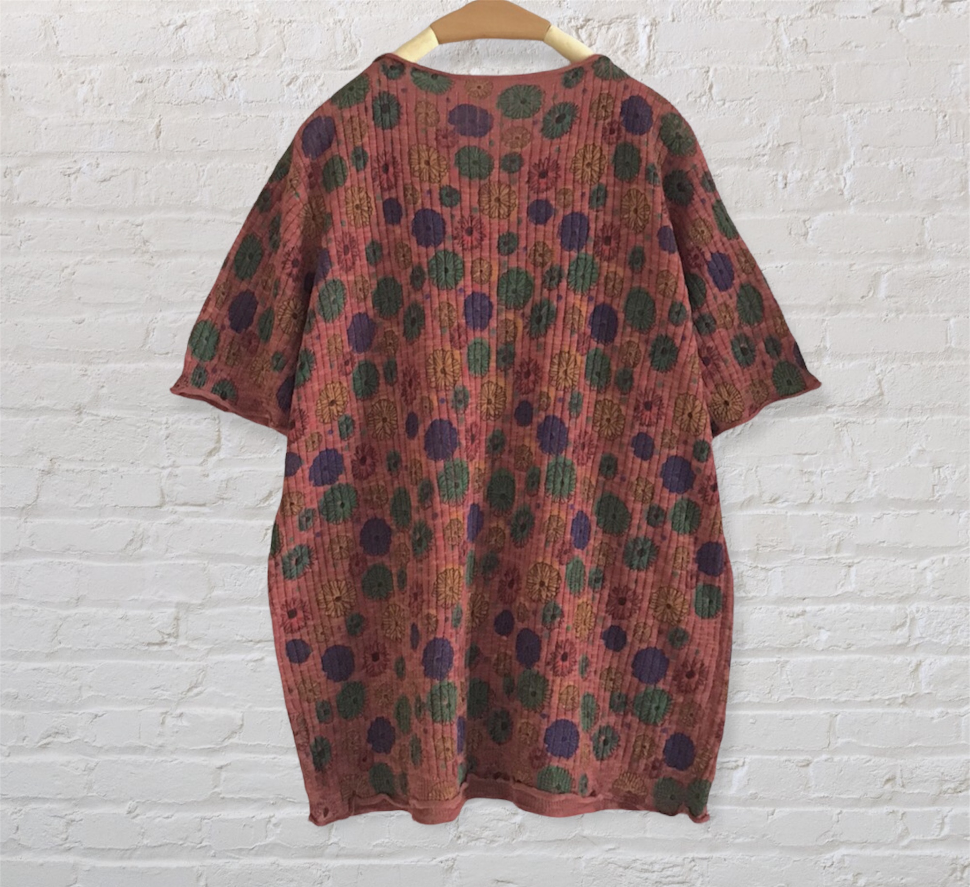 เสื้อยืดไหมพรมบางลายดอกไม้