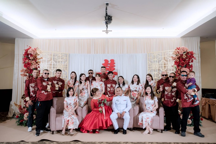 พร้อมส่ง (สินค้าตัวโชว์) เสื้อจีน ชาย เสื้อคอจีน ผ้าไหมจีน สีแดง ปักลายมังกร