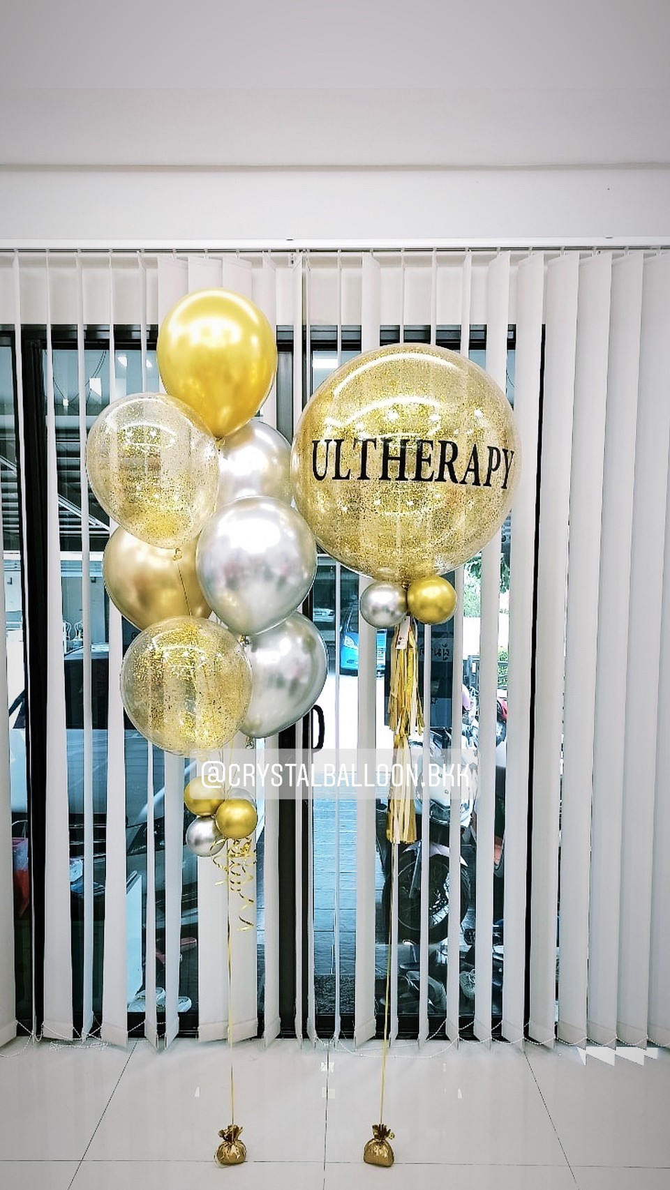 ลูกโป่ง เปิดร้าน Bubble ขนาด 24" Theme สีทอง พร้อมตกแต่ง ช่อลูกโป่งโครเมี่ยม 7 ลูก 1 ช่อ,ลูกโป่งใส ใส่กลิตเตอร์ สามารถเปลี่ยนสีลูกโป่ง/เปลี่ยนข้อความ/เปลี่ยนขนาดได้