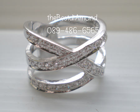 BR624RD+++แหวนแถวPerfect 3 แถวแบบไขว้+++สุดสวย Modern ดูดีมากๆๆ เพชรก็วิบๆ แบบจากร้านจิว เลยค่ะ ดูหรู มีรสนิยมมากๆๆ แต่ไม่เวอร์เกินไป ใส่ได้ทุกโอกาส