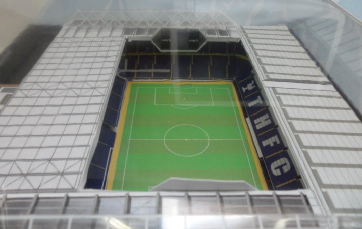 โมเดลสนามฟุตบอล สโมสรท็อตแน่ม ฮ็อทสเปอร์ - สนามไวท์ ฮาร์ท เลน ใหม่ / TOTTENHAM HOTSPUR Football Club Football Stadium Model - WHITE HART LANE Stadium NEW