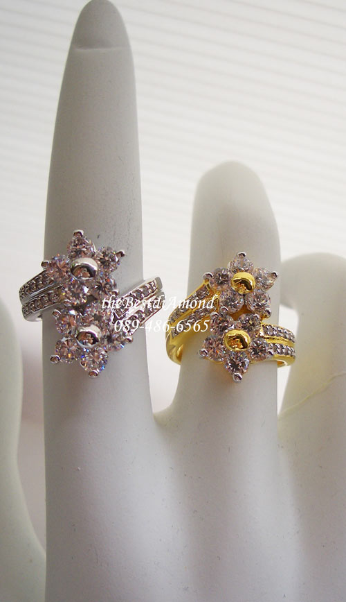 BR616RD+++แหวน 2 flowersก้านไขว้ +++ แหวนเพชร cz ดีไซน์รูปดอกไม้ 2 ดอกไขว้มาพบกัน แบบสวย ดูดี หรูหราไฮโซสุดๆ แบบน่ารัก style เหมือนร้านจิลฯเลยค่ะ