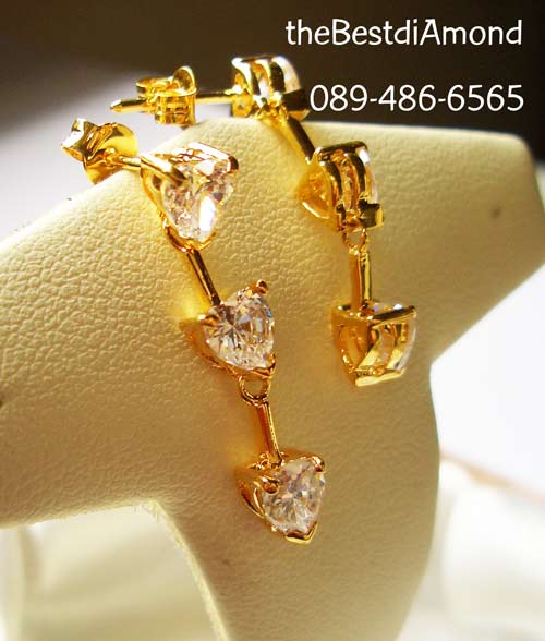 BE609+++ต่างหู 3 hearts+++ต่างหูเพชรรูปหัวใจ เป็นต่างหูระย้า ใส่ออกงานสวยมากๆๆ แบบเรียบ หรู อยู่ได้นาน ไม่มีล้าสมัย