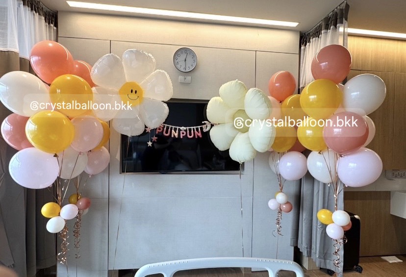 Welcome Baby ลูกโป่งช่อ 9 ลูก 4 ช่อ , ฟอยล์ดอกเดซี พาสเทล 1 ชิ้น , ฟอยล์ดอกเดซี่ ขาว 1 ชิ้น , พร้อมตกแต่ง สามารถเปลี่ยนสีลูกโป่ง/สามารถเพิ่มข้อความได้
