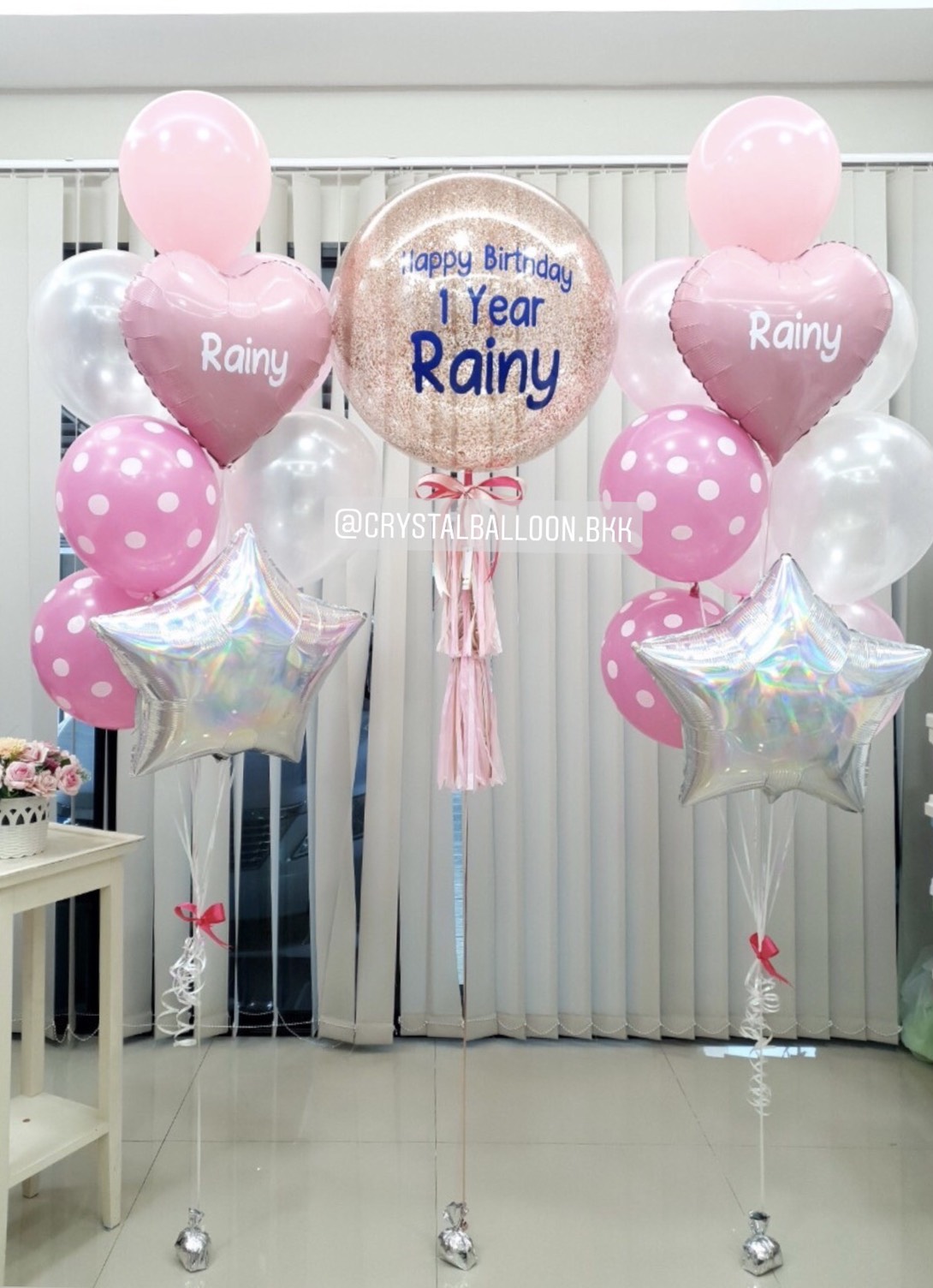ลูกโป่ง วันเกิดเด็กหญิง Bubble ขนาด 24" Theme สีชมพู พร้อม ช่อลูกโป่ง 2 ช่อ,ฟอยล์หัวใจ ขนาด 18" 2 ชิ้น,ฟอยล์ดาว ขนาด 24" 2 ชิ้น พร้อมตกเเต่ง สามารถเปลี่ยนสีลูกโป่ง/เปลี่ยนสี-ฟอยล์ตกแต่ง/เปลี่ยนข้อความ/เปลี่ยนขนาดได้