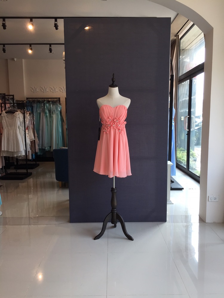 พร้อมส่ง ชุดราตรีสั้น เดรสสั้น แต่งดอกเพิ่มคริสตัล สีโอโรส