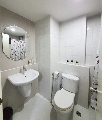 ให้เช่าคอนโด วัน ลาดพร้าว 18 ห้อง 30 ตร.ม.เฟอร์ครบ เครื่องใช้ไฟฟ้าครบ พร้อมอยู่