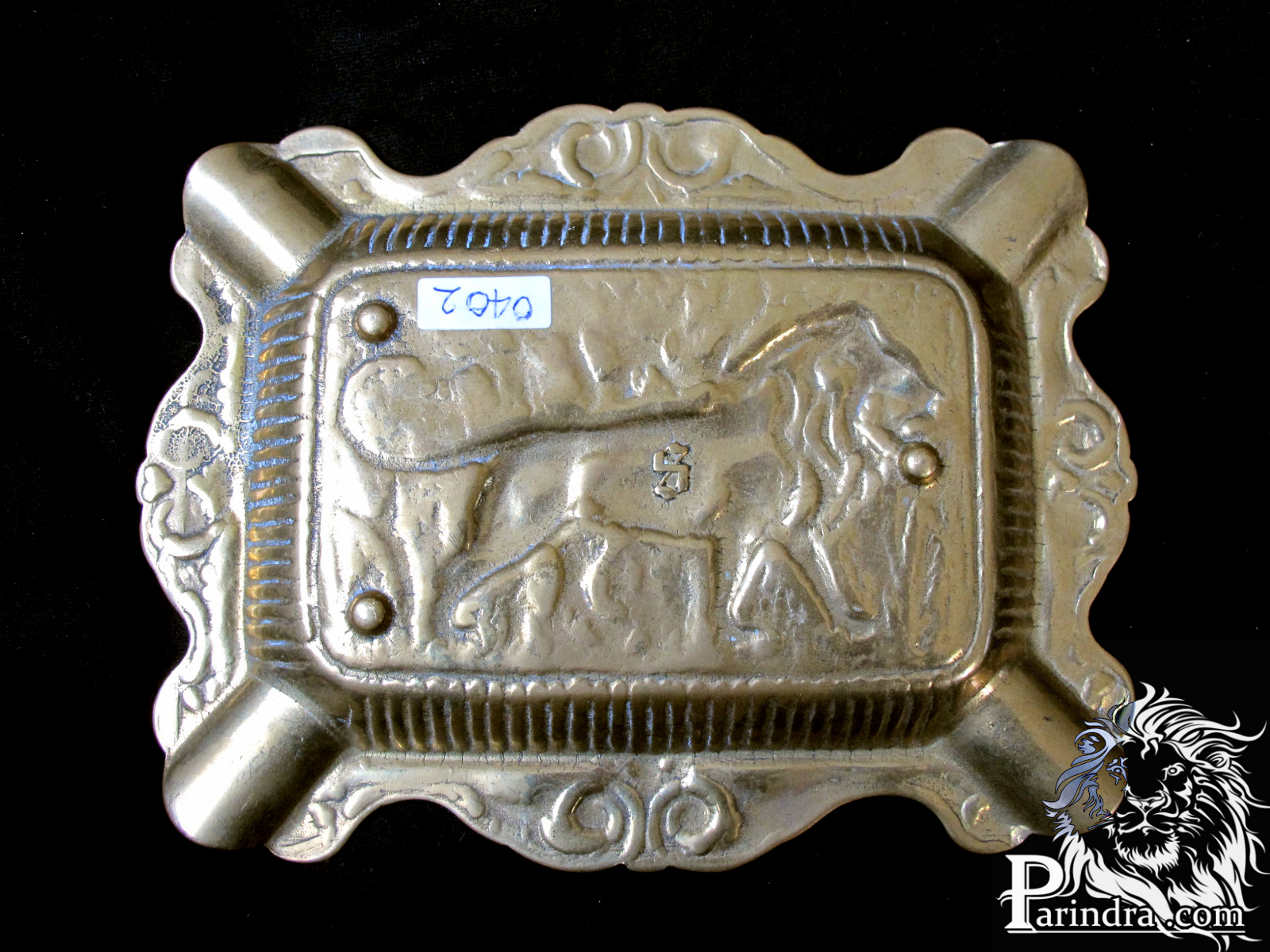 ถาดเขี่ยบุหรี่งานเก่าลายสิงโต งานนอกโรมาเนีย