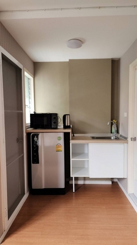 ให้เช่าคอนโด ลุมพินี ทาวน์ชิป รังสิต-คลอง1 ตึกA2 ห้อง 21 ตร.ม.เฟอร์ครบ พร้อมอยู่ได้เลย