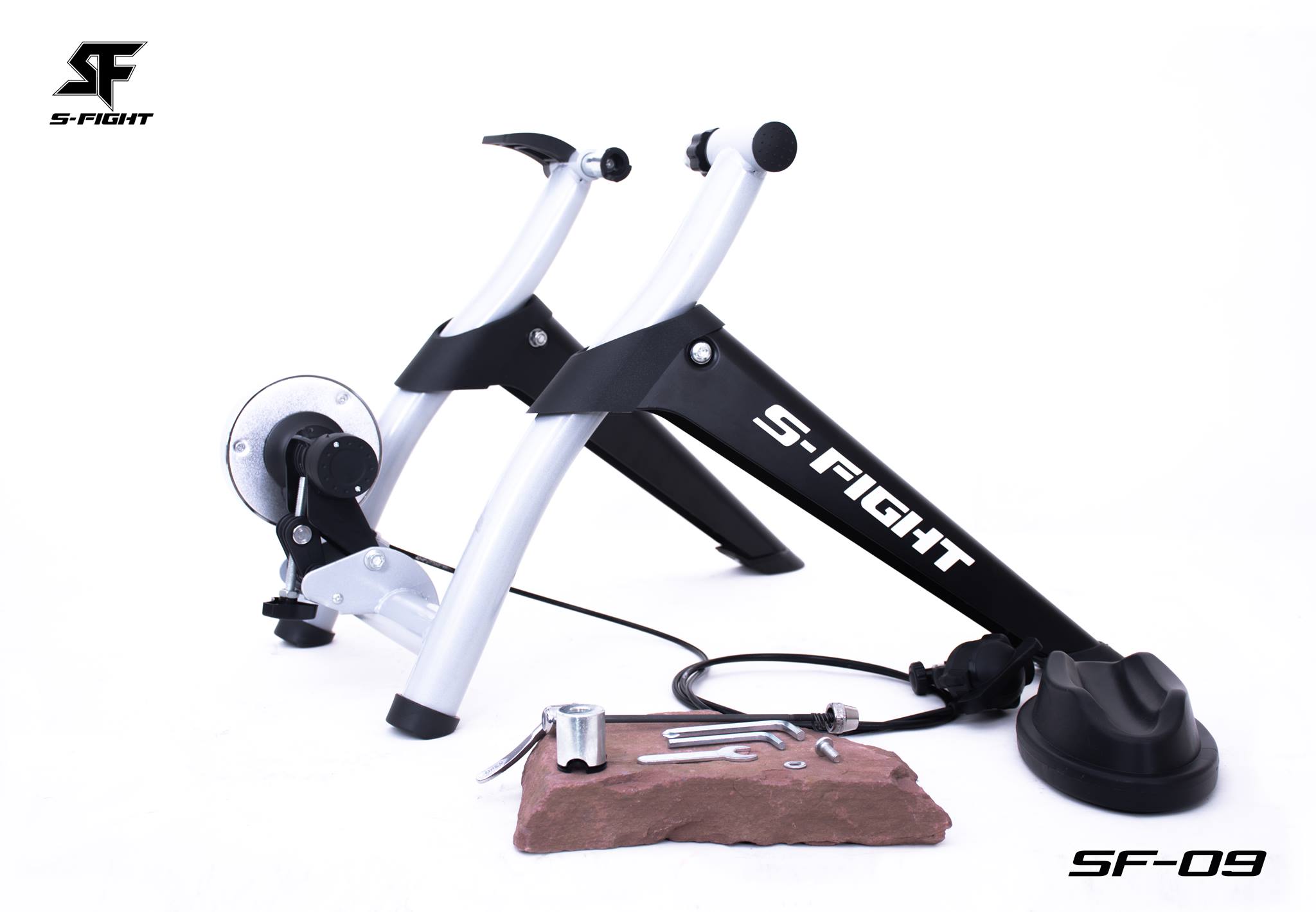 เทรนเนอร์ S-FIGHT INDOOR Cycling Magnetic Trainer, SF-09 รองรับจักรยานล้อ 24,26,27.5,29,700c