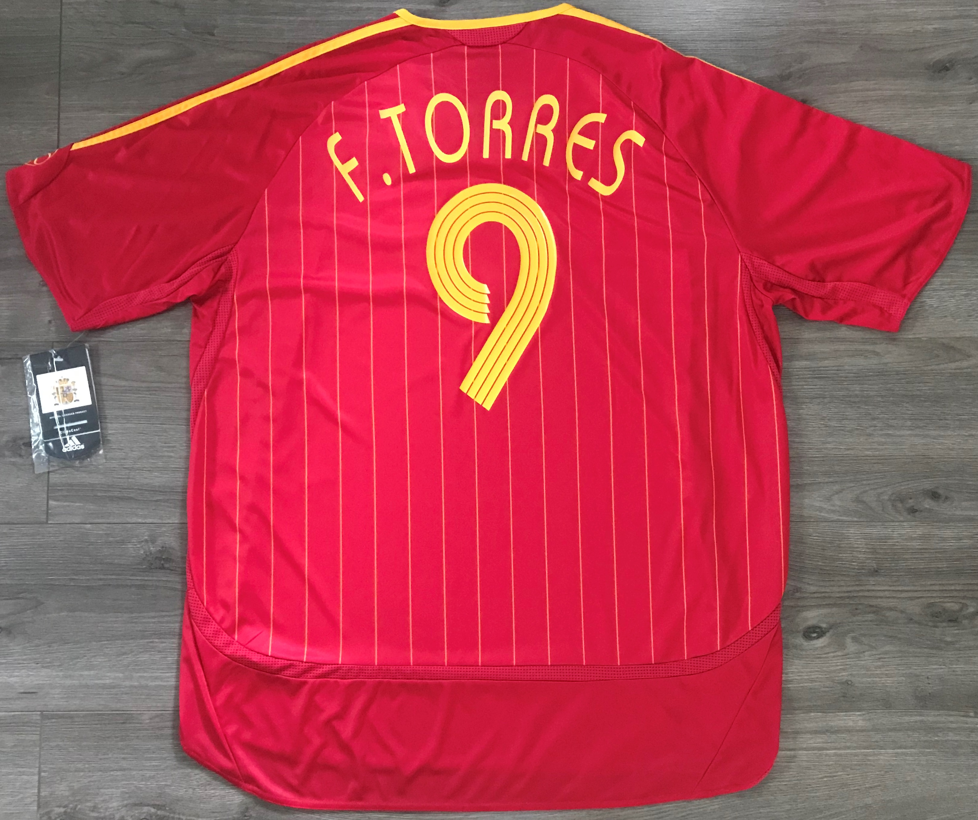 เสื้อฟุตบอล #9 เฟร์นานโด ตอร์เรส ทีมชาติสเปน ชุดเหย้า ชุดลุยศึกฟุตบอลโลก 2006 ใหม่ 2XL-Size / #9 TORRES SPAIN Football Shirt Home Kit World Cup 2006 Jersey NEW 2XL-Size