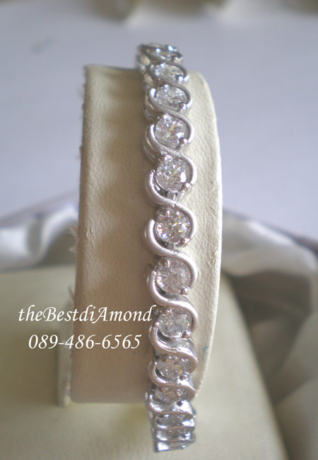+++CL008RD-B+++สร้อยข้อมือเพชรรอบวงแบบกรอบตัวS+++เรียบ หรูหรา โชว์เพชรสุดๆๆ ดูดีมีระดับมาก อยู่ได้นานไม่ล้าสมัย งานเรียบร้อยมากๆๆๆ