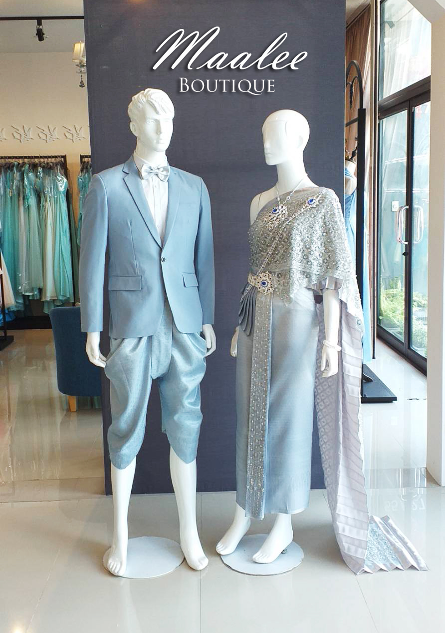 พร้อมเช่า ชุดแต่งงานไทยประยุกต์ ชุดหมั้นไทย สีเทาฟ้า เสื้อสูทสากล