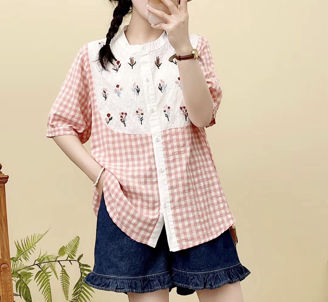 เสื้อผ้าฝ้ายลายสก็อตแต่งผ้าลูกไม้ลายปัก