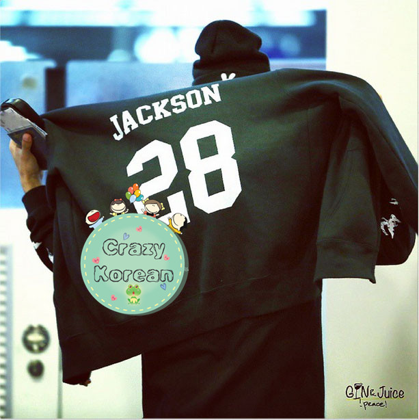 เสื้อฮู้ดซิปหน้า GOT7 2014