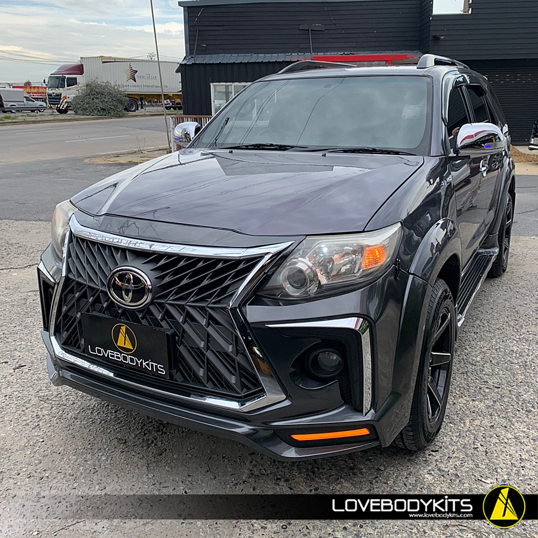 กันชนหน้า LX : FORTUNER 2012-2014