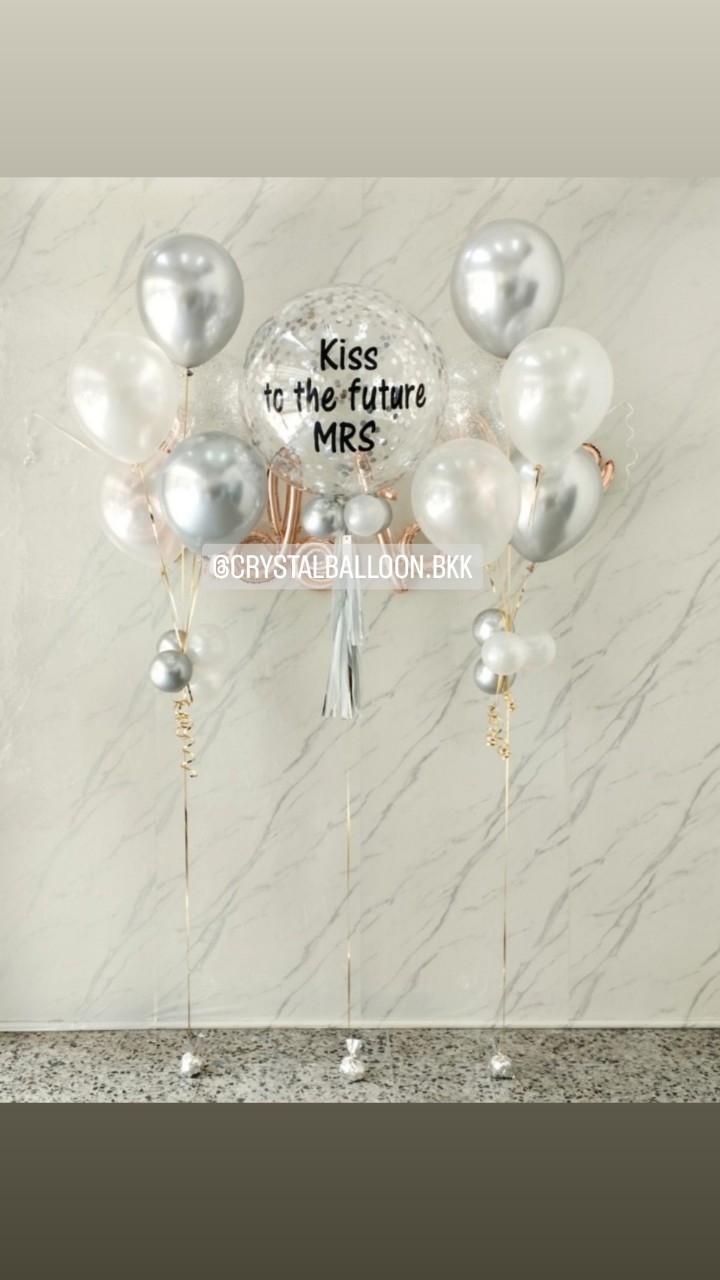 ลูกโป่ง Bride To Be Bubble ขนาด 24" คอนเฟตติสีเงิน พร้อม ช่อลูกโป่ง ช่อ 5 ลูก 2 ช่อ,ฟอยล์ตัวอักษรเขียน Bride To Be ขนาด 16" 1 ชิ้น พร้อมตกแต่ง สามารถเปลี่ยนสีลูกโป่ง/เปลี่ยนข้อความ/เปลี่ยนขนาดได้