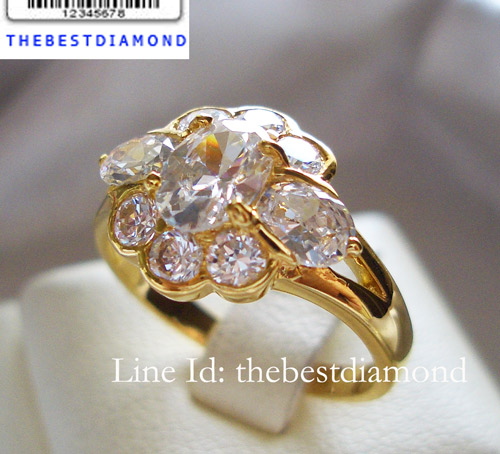 ***แหวนรูปดอกไม้หรูหราดูดีมากค่ะ สำหรับสาวๆที่ชอบแหวนวงใหญ่ เริ่ดหรู งานเรียบร้อย ชุบทองแท้ 24 K หนา 5ไมครอน BR906