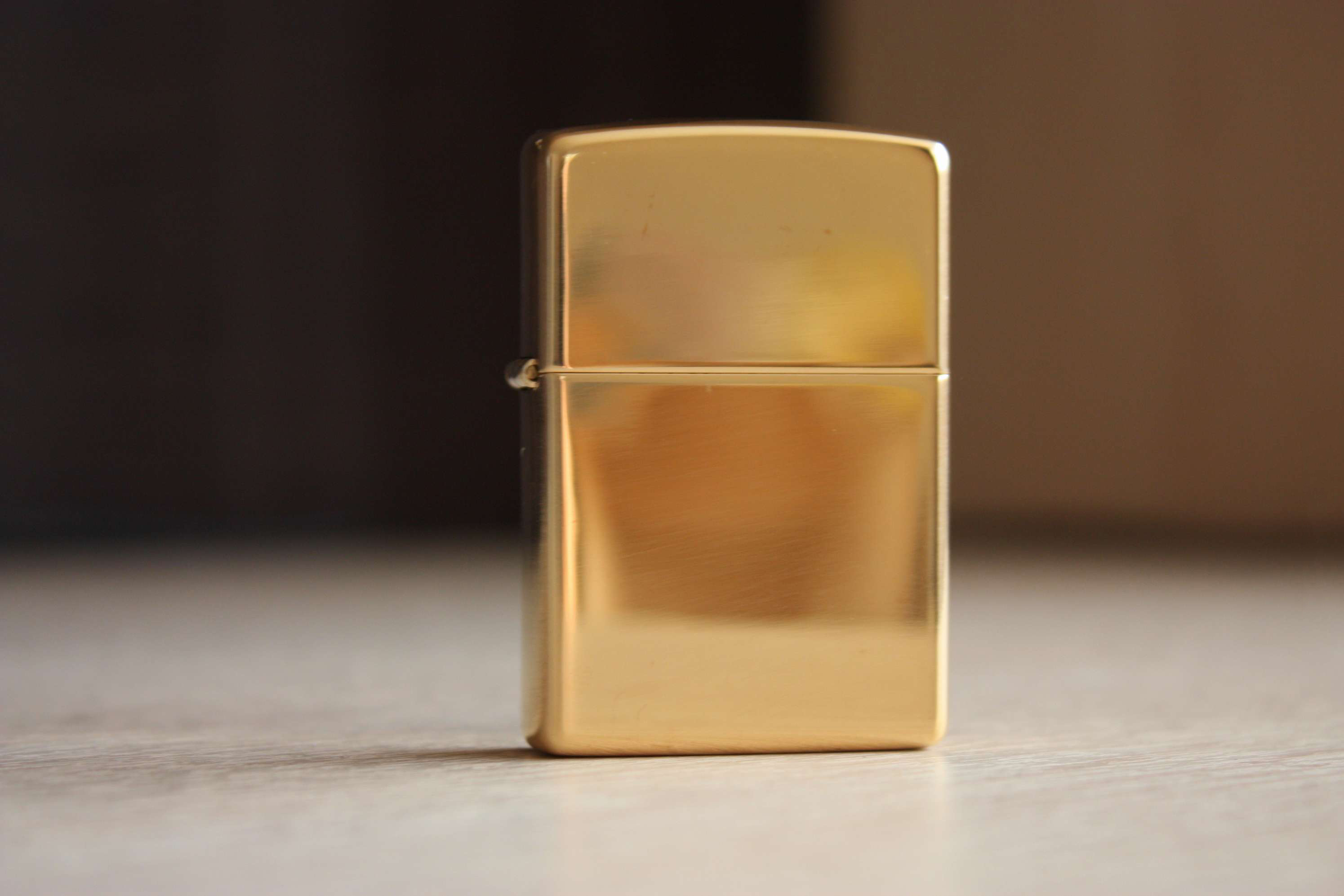 ไฟแช็ค Zippo แท้ สีทองขัดเงา " Zippo 254B Regular High Polish Brass" แท้นำเข้า 100%