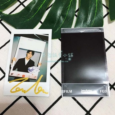 โพลารอยด์ (3") พร้อมลายเซ็น หลินเยี่ยนจวิ้น