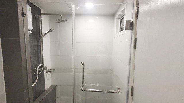 ให้เช่า เจ ดับบลิว คอนโด ตึก B 26 ตรม.ราคาถูกสุด มีเครื่องซักผ้า ใกล้สนามบินดอนเมือง