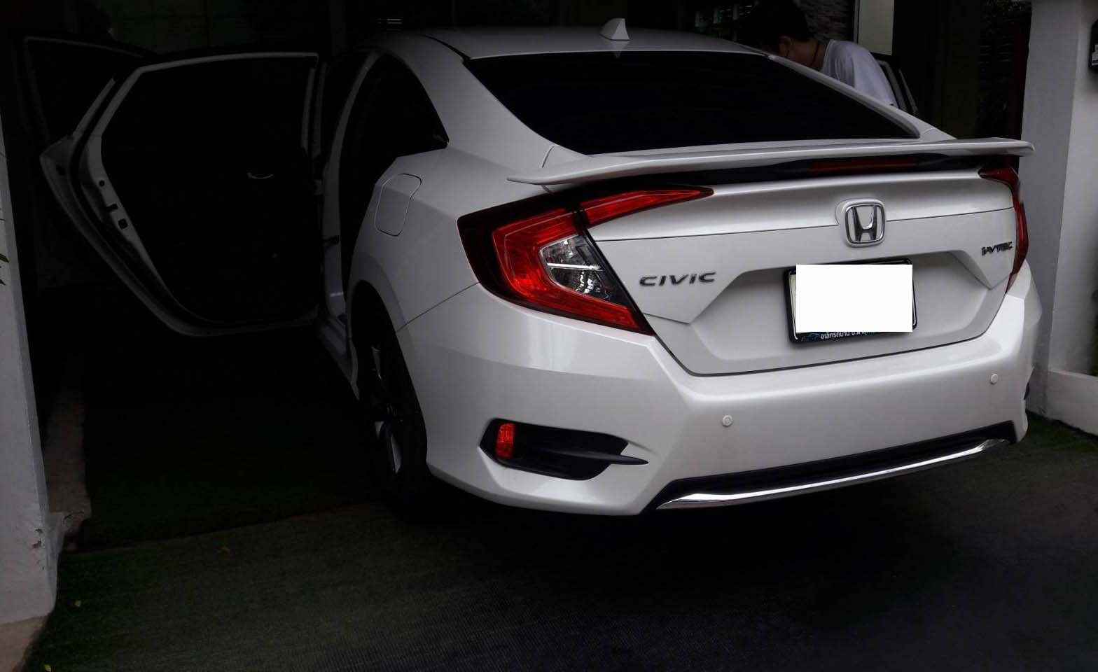 พรมรถยนต์ Honda Civic 2020 ปูพรม8D สีดำล้วนเย็บติดกับพรม6D สีดำ เข้ารูป