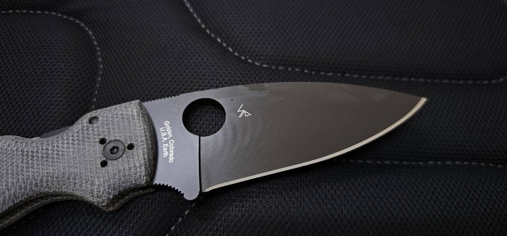 Spyderco Exclusive Gray Shaman with Gray Canvas Micarta Black Blade CPM S45VN Plain Edge