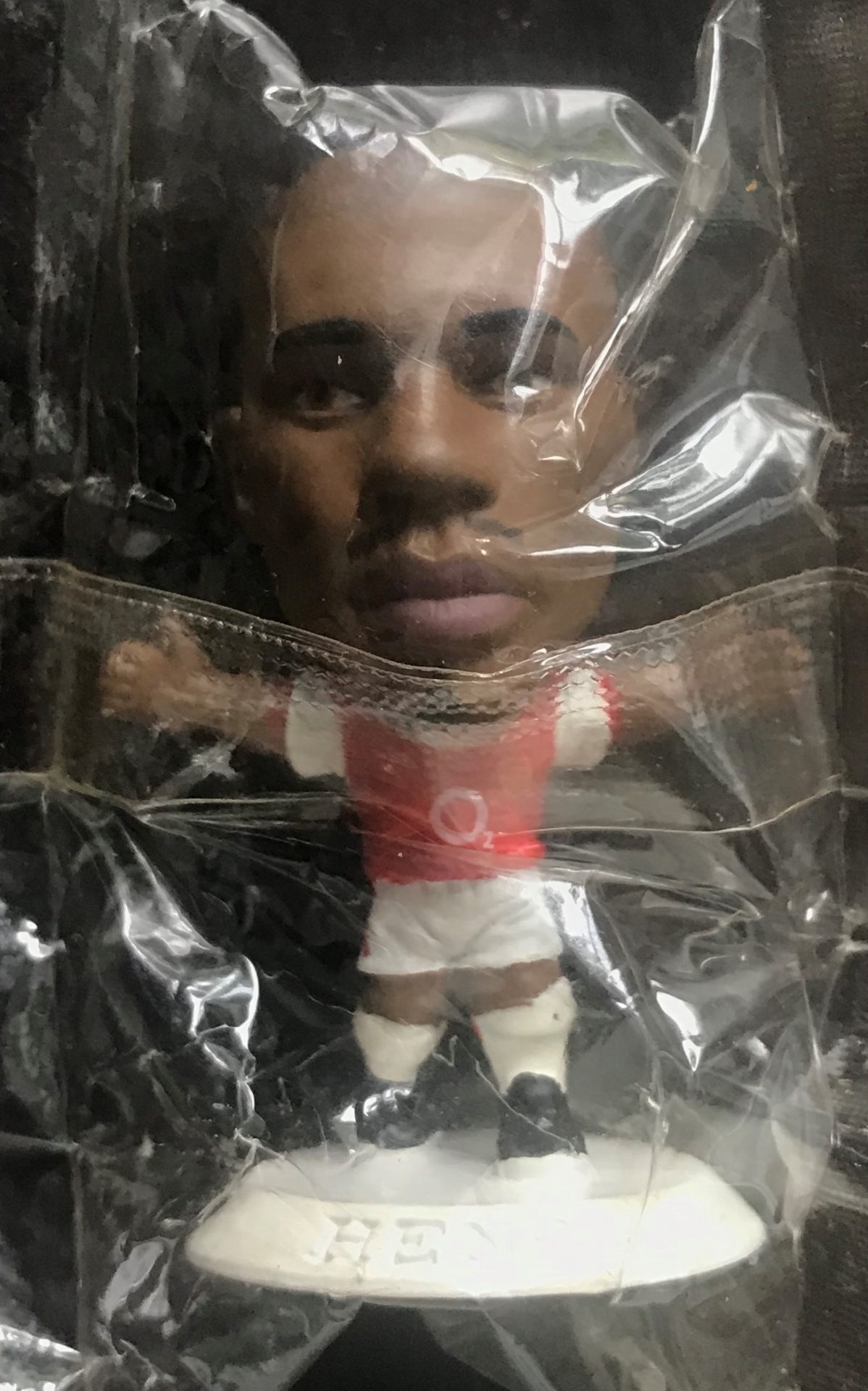 ตุ๊กตาโมเดลนักฟุตบอล ธ.อองรี สโมสรอาร์เซนอล โครินเธียน ไมโครสตาร์ - Series 8/2004 White Base - MC2065 ใหม่ / T.HENRY ARSENAL Football Club Corinthian MicroStars Football Figure - Series 8/2004 White Base - MC2065 NEW