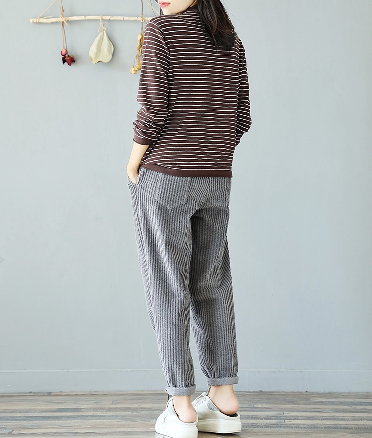 เสื้อยืดไหมพรมคอปีน