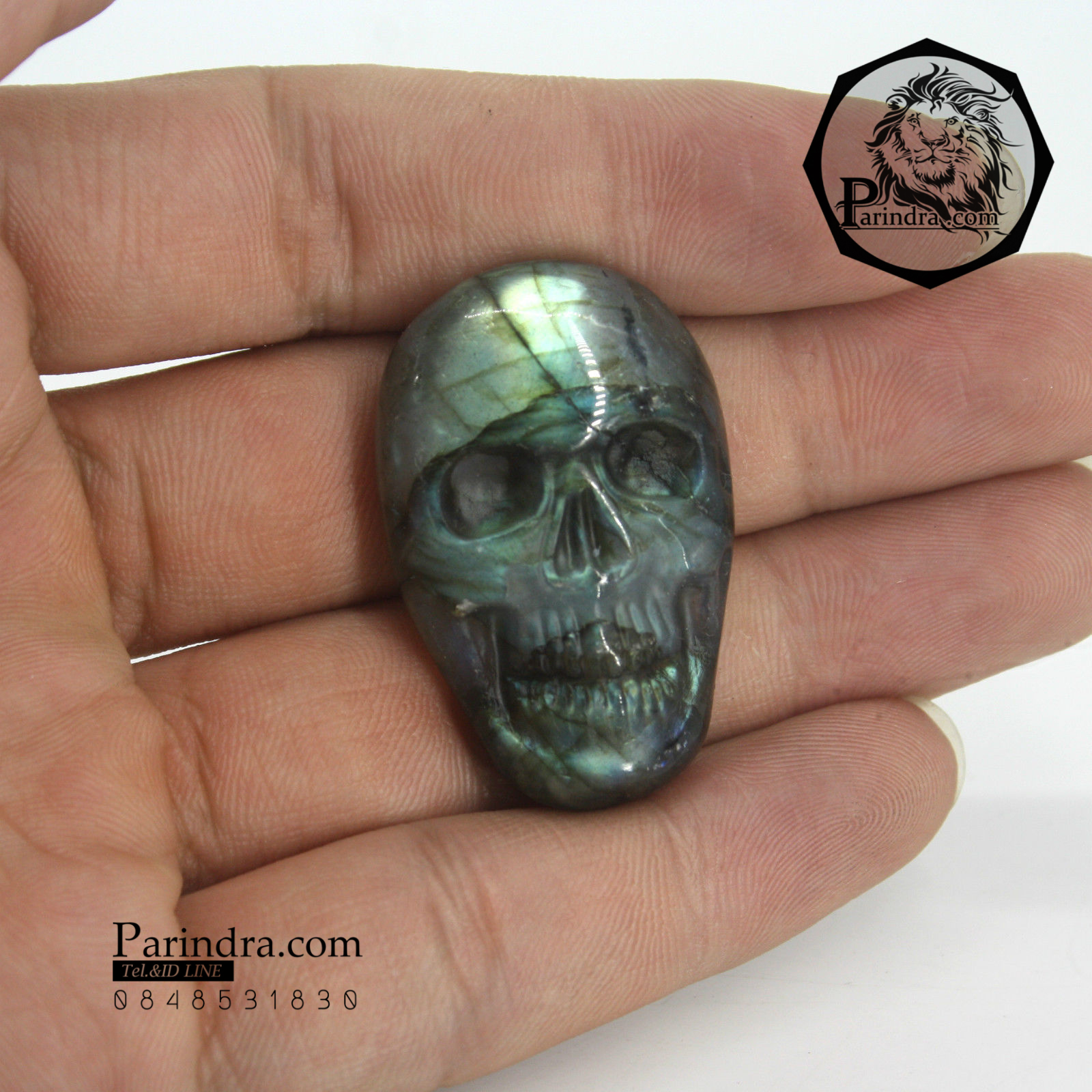 หิน ลาบราดอไลท์ (Labradorite) แกะสลักรูปหัวกระโหลก ประกายสีเขีวเหลือง #LA107