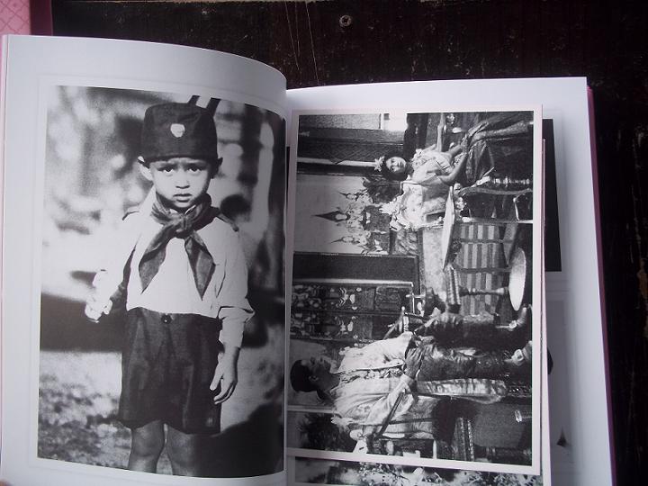 หนังสือความรักของพ่อ เล่มสีชมพู ถ่ายทอดเรื่องราวและพระราชจริยวัตรอันงดงาม