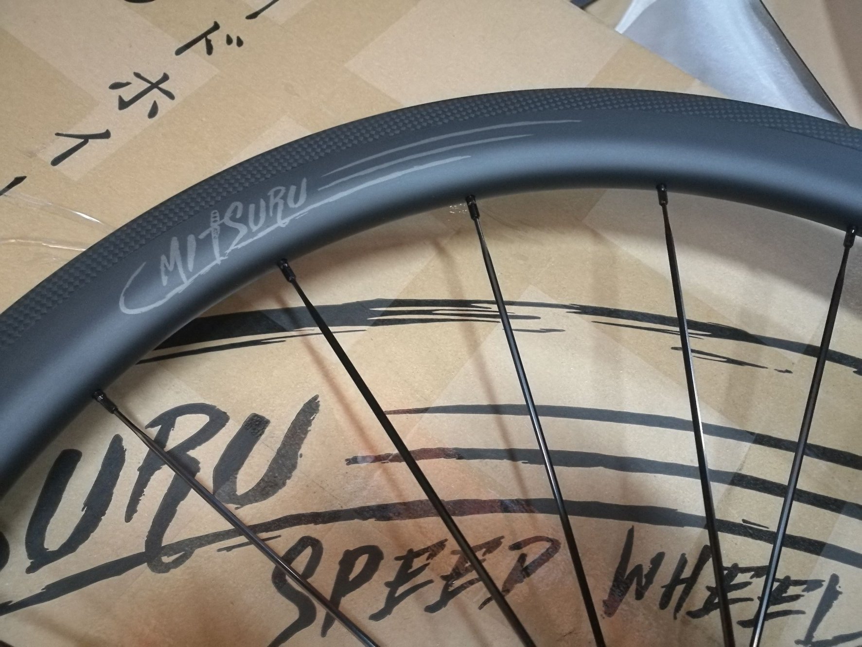 ชุดล้อเสือหมอบ Mitsuru Carbon H45 speed wheel with Ceramic 700C ขอบสูง45มม.