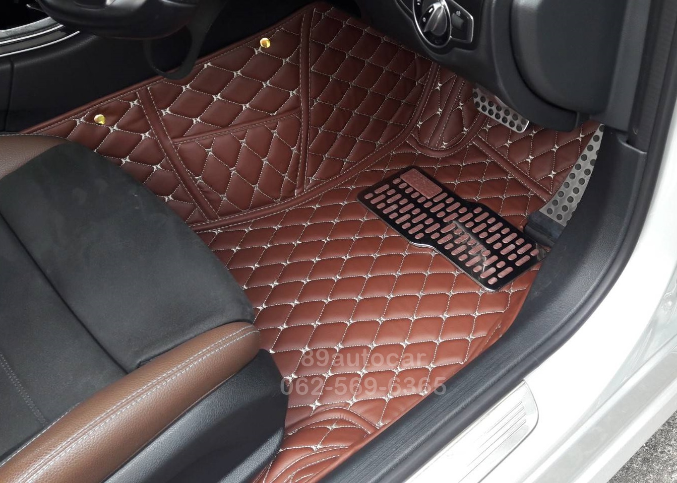 พรมรถยนต์ Benz C200 W205 Coupe ปูพรมหกดี สีกาแฟ เต็มคัน
