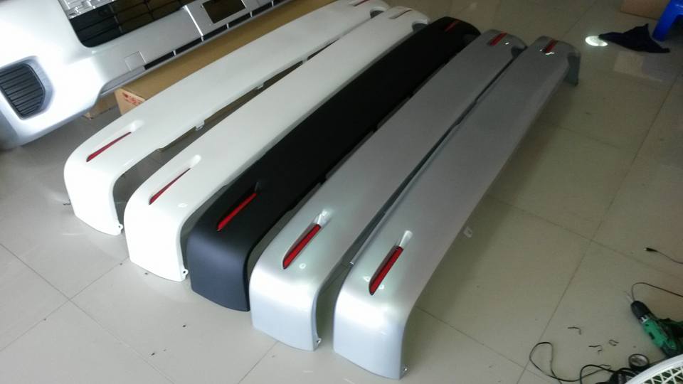 กันชนท้าย พร้อมไฟ LED