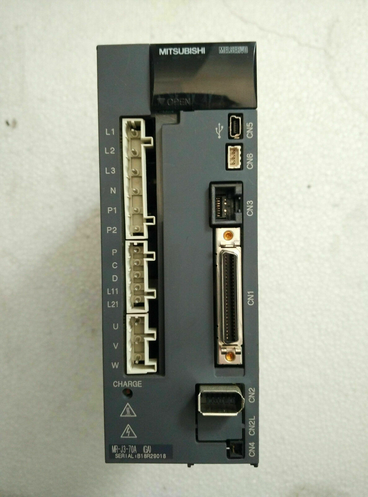 SERVO DRIVE " MITSUBISHI " รุ่น MR-J3-70A