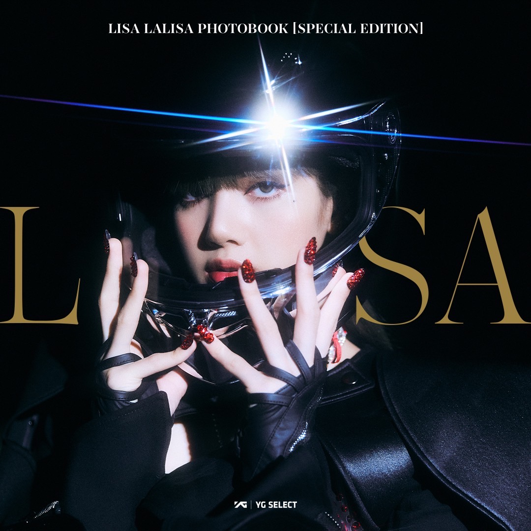 #LISA "LALISA" PHOTOBOOK SPECIAL EDITION