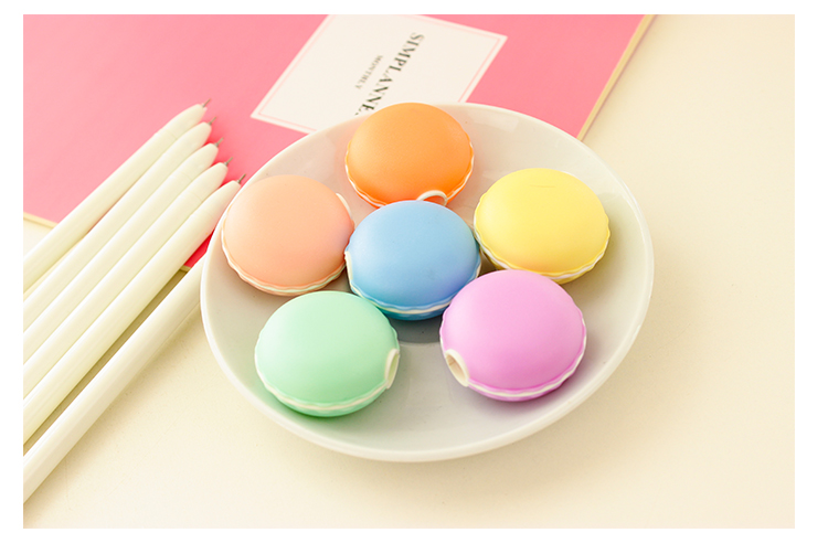 ปากกามาการอง