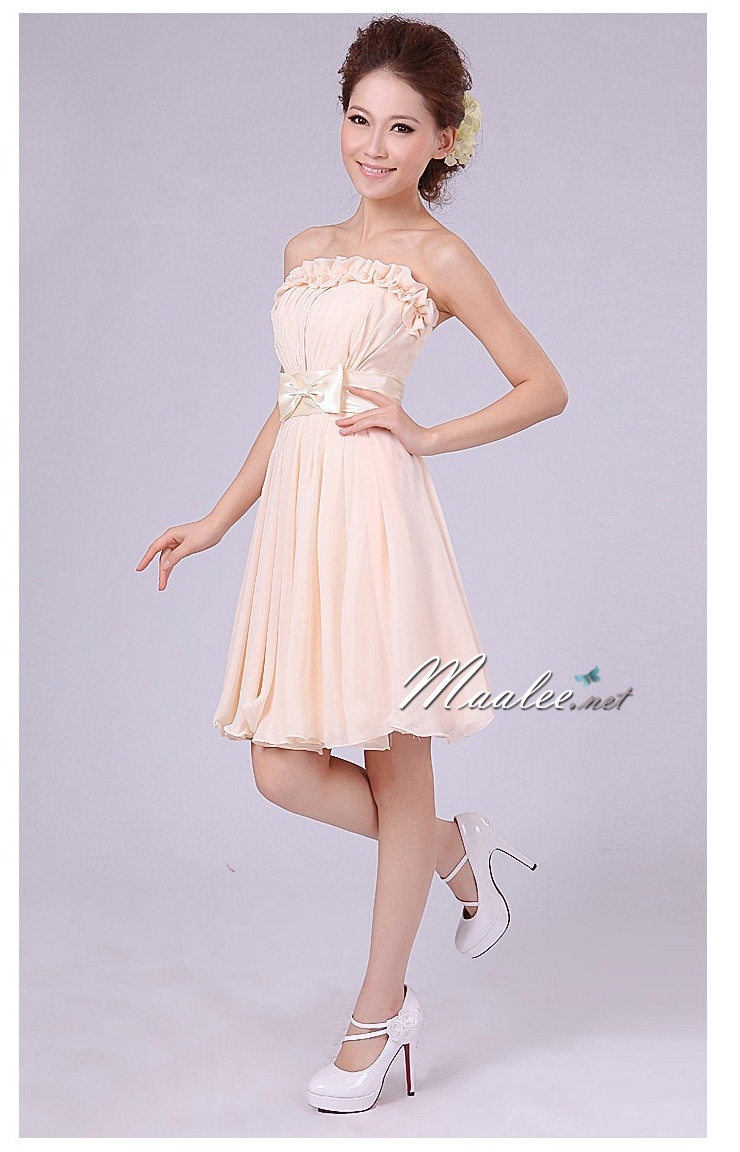 พร้อมส่ง ชุดราตรีสั้น เกาะอก สีครีม จับจีบแต่งระบาย ช่วยเสริมหน้าอก