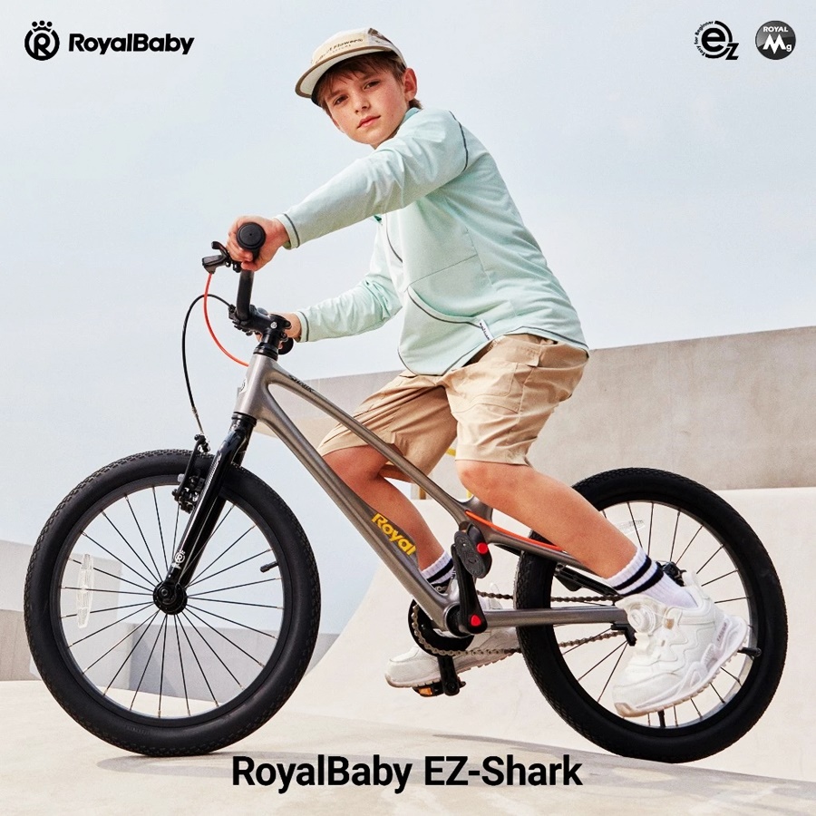 จักรยานเด็ก RoyalBaby รุ่น Space Shark ขนาด 14-18 นิ้ว ระบบ 2-in-1 เปลี่ยนจากขาไถเป็นจักรยานปั่นได้ด้วยปุ่มเดียว! โครงแมกนีเซียมน้ำหนักเบา ปลอดภัย ผ่านมาตรฐาน CPSC & EN-71 เหมาะกับเด็ก 3-9 ปี