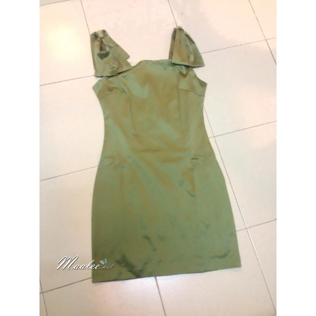 พร้อมส่ง ชุดราตรีสั้น แต่งโบว์ สีเขียว