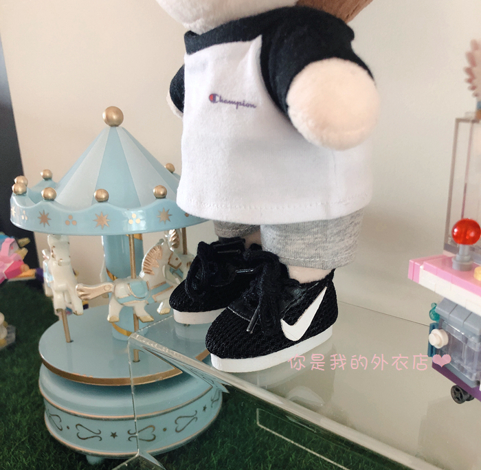 รองเท้าไนกี้ ผ้าตาข่าย สำหรับตุ๊กตา 20 cm.