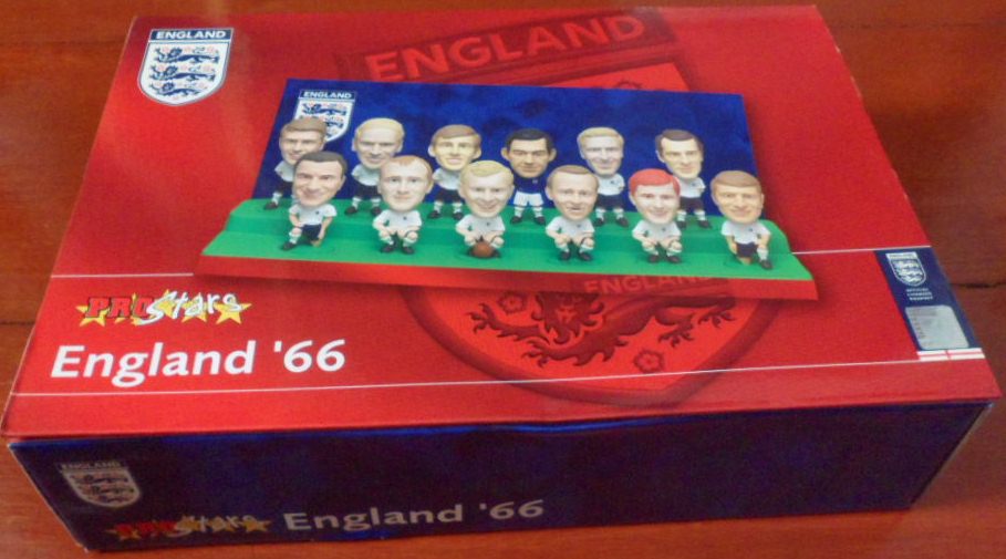 ตุ๊กตาโมเดลนักฟุตบอล ทีมแพ็ค 12x ทีมชาติอังกฤษ โครินเธียน โปรสตาร์ - World Cup 1966 Champions Fan Favorites ใหม่ / 12x ENGLAND National Football Team Corinthian ProStars Football Figure Team Pack - World Cup 1966 Champions Fan Favorites NEW