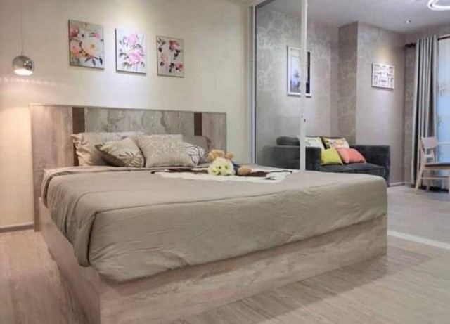ให้เช่าคอนโด รีช พหลโยธิน 52 ชั้น 5 ห้อง 32 ตร.ม.ห้องมุม วิวสระน้ำ ใกล้ BTS สะพานใหม่ มีเครื่องซักผ้า