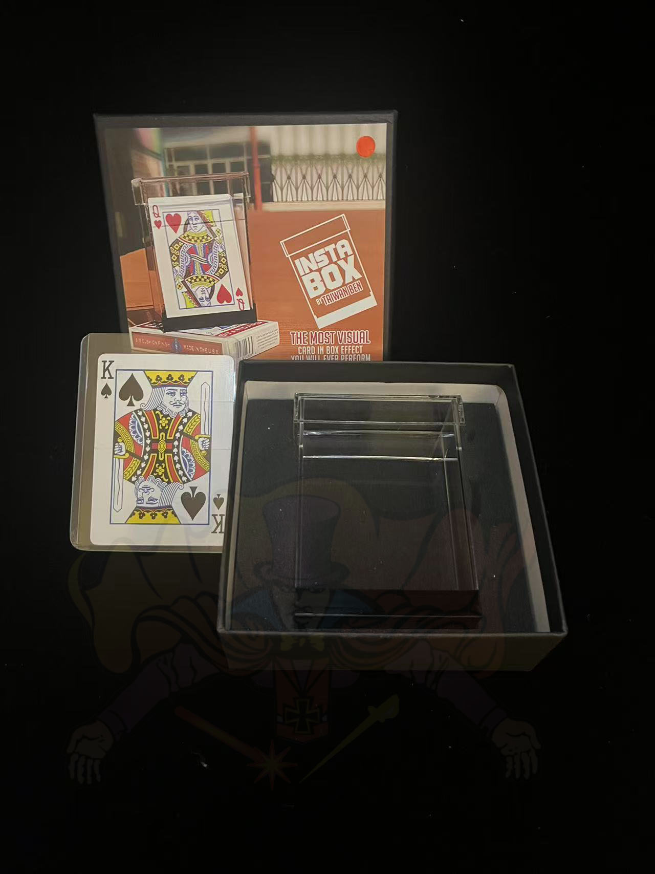 อุปกรณ์มายากล เสกไพ่จากกล่องใส (Insta box) รุ่นใต้หวัน