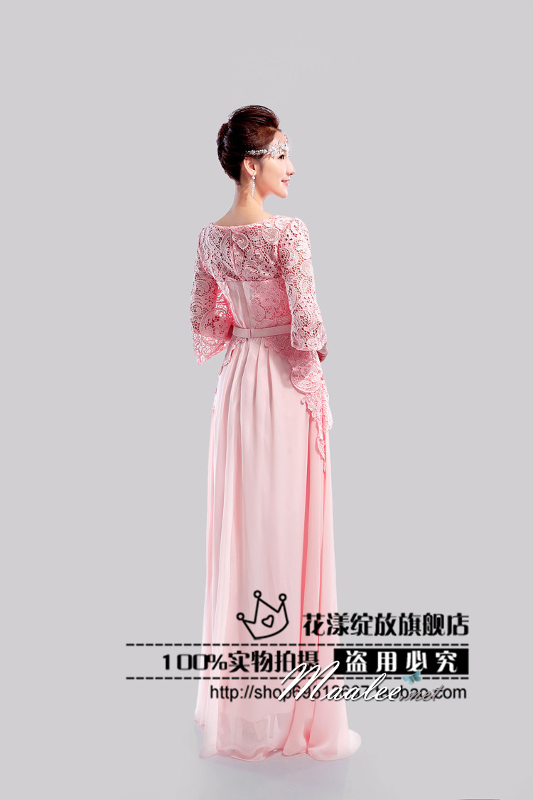 พร้อมเช่า ชุดราตรียาว สีชมพู แขนสามส่วน แต่งลูกไม้ จับเดรปทรงนาฬิกาทราย (L-3XL)