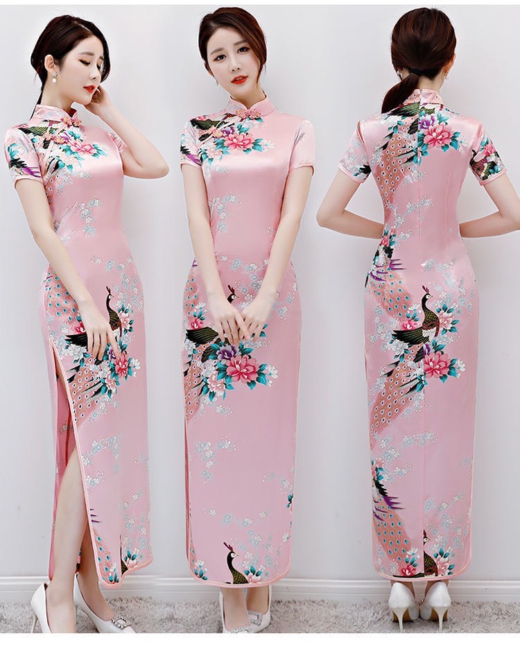 Pre-order กี่เพ้า สีชมพูเข้ม แขนสั้น ลายนกยูง ตัดเย็บอย่างดี