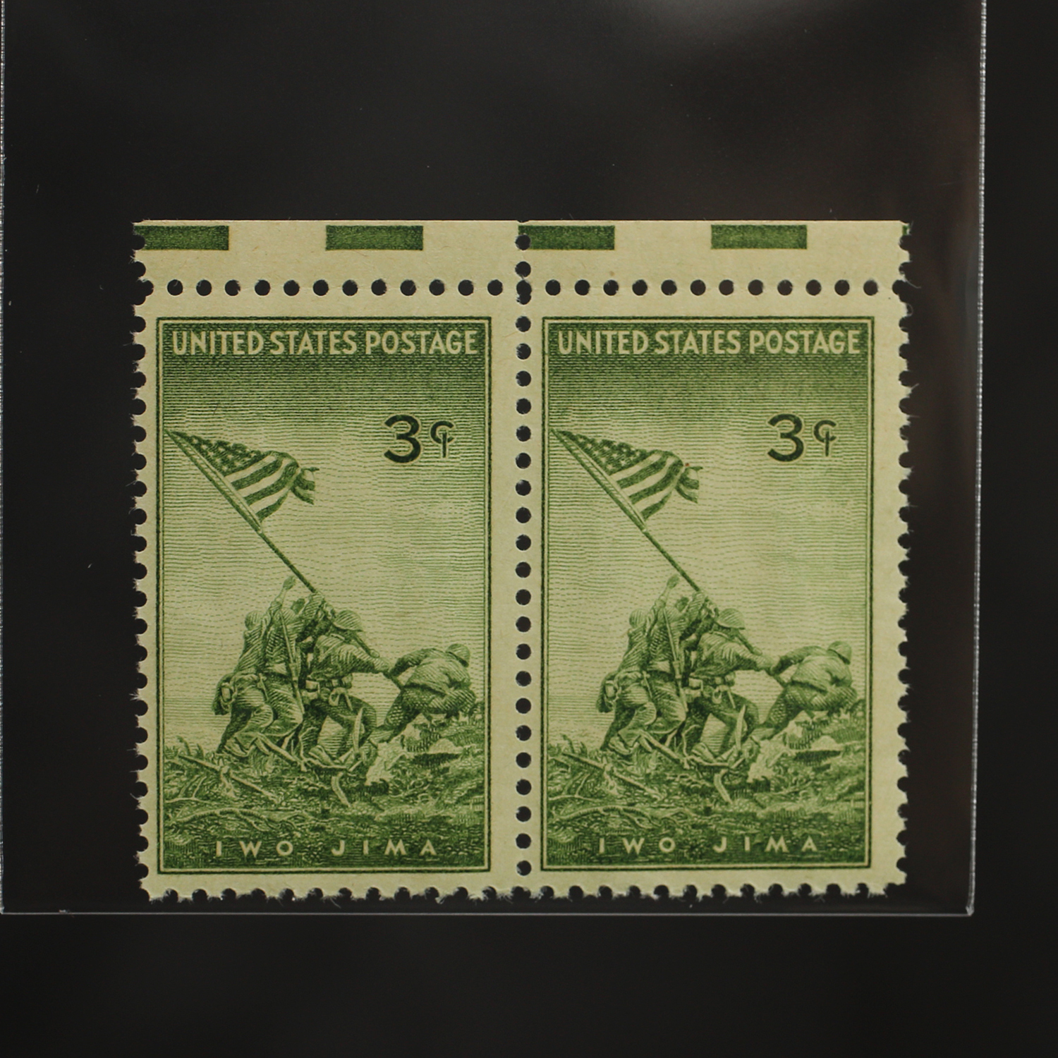 บล็อก 2 ติดชานบน แสตมป์อเมริกา ชุด IWO JIMA (U.S. MARINES) สงครามโลกครั้งที่ 2 ปี 1945