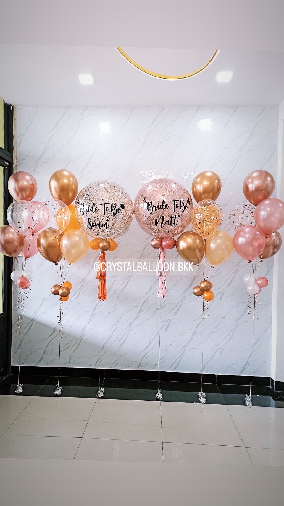 ลูกโป่ง Bride To Be Bubble ขนาด 24" 2 ลูก พร้อมตกแต่ง ช่อลูกโป่ง 5 ลูก 4 ช่อ สามารถเปลี่ยนสีลูกโป่ง/เปลี่ยนข้อความ/เปลี่ยนขนาดได้